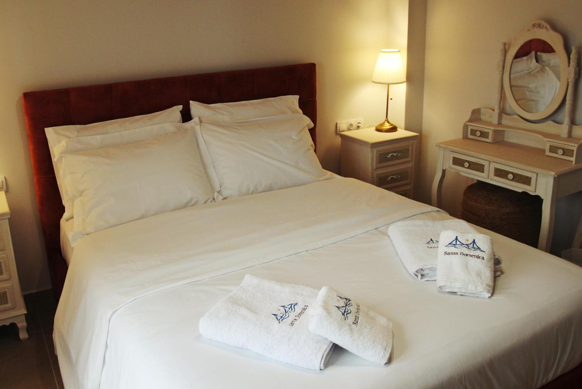 Santa Domenica Nafpaktos - Rooms And Apartments By The Sea ภายนอก รูปภาพ