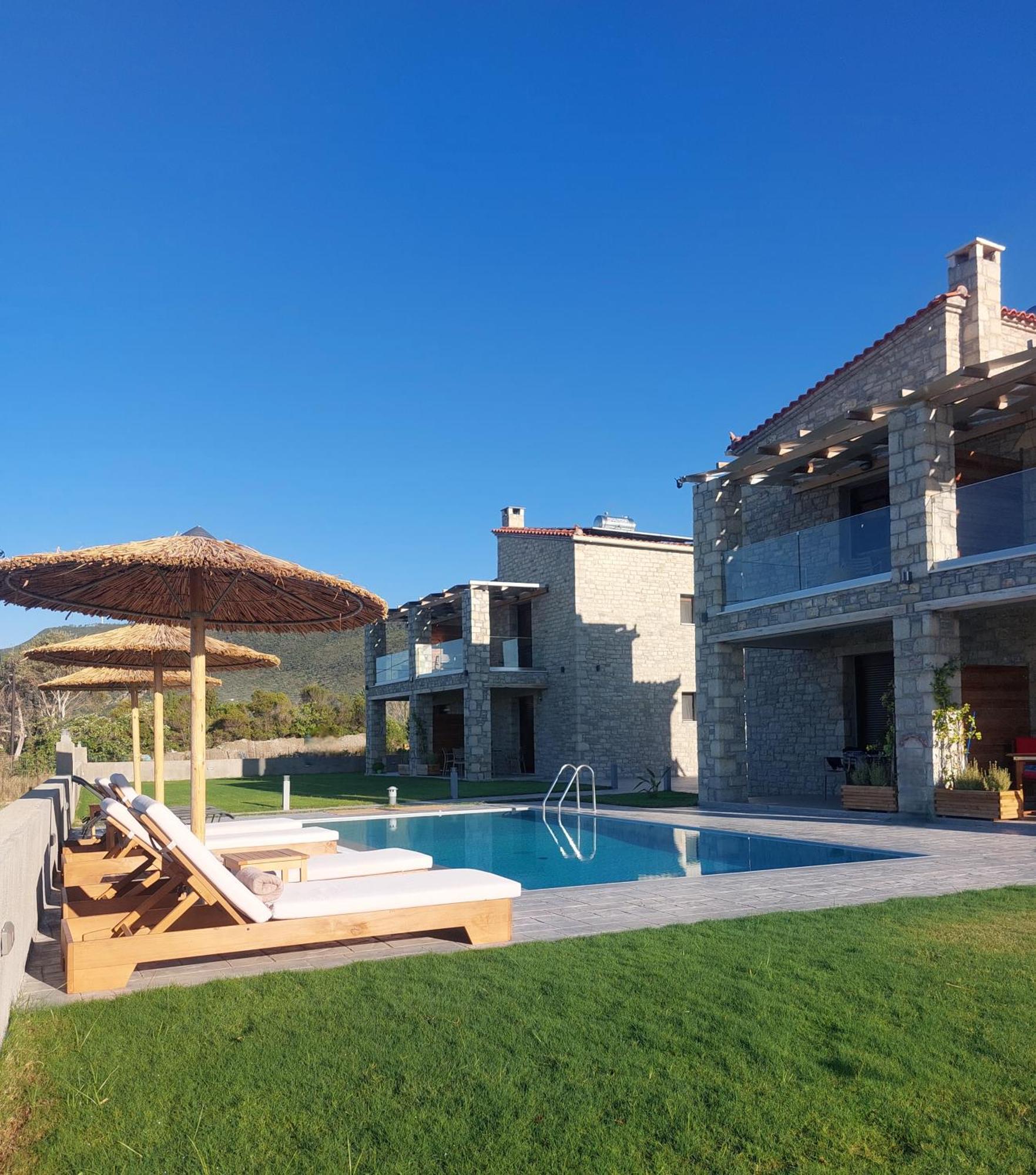 Santa Domenica Nafpaktos - Rooms And Apartments By The Sea ภายนอก รูปภาพ